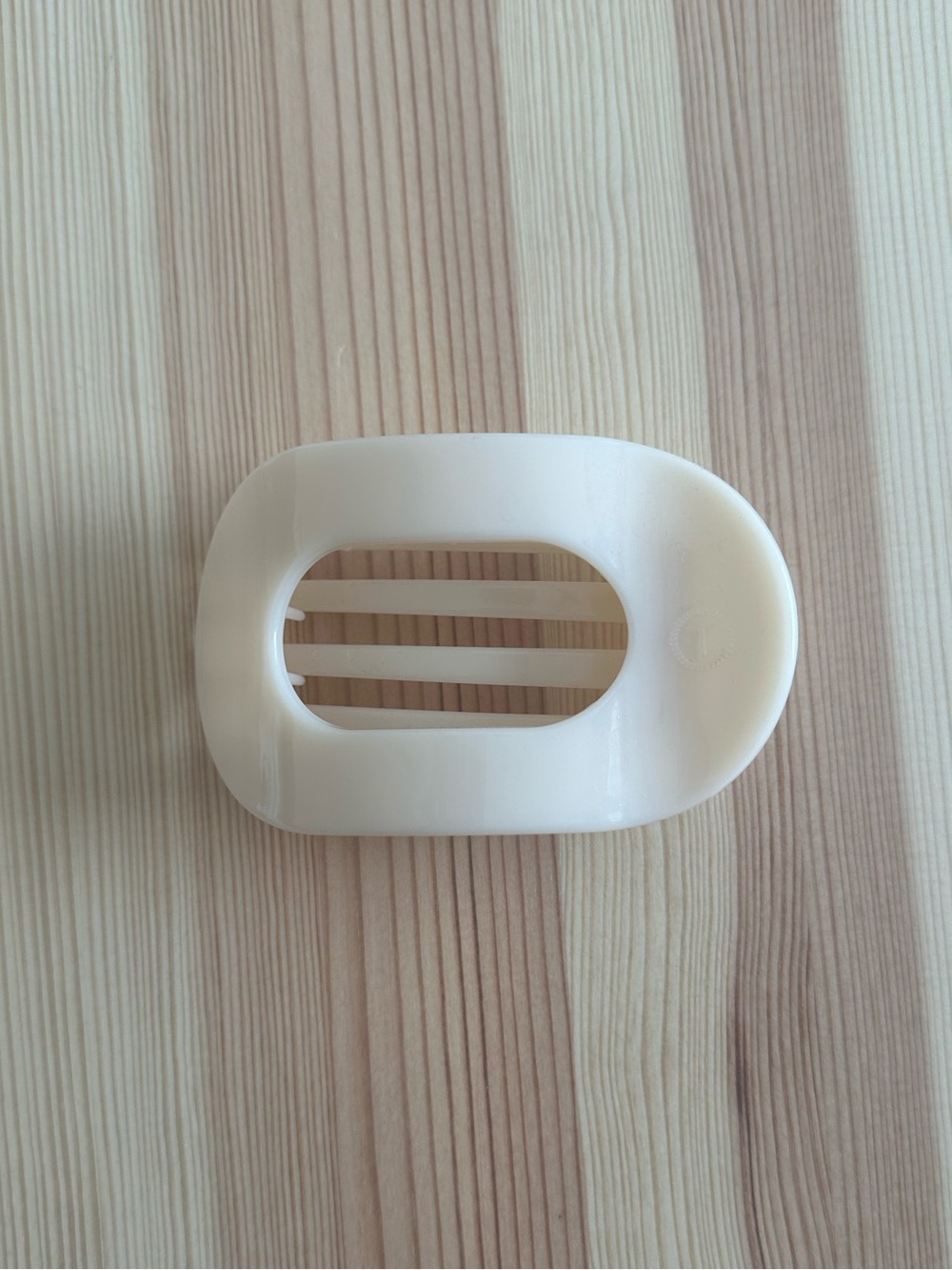 Teleties Flat Claw Clip
